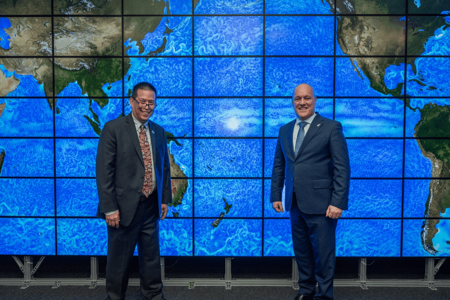 Eugene and New Zealand Prime Minister with Hyperwall